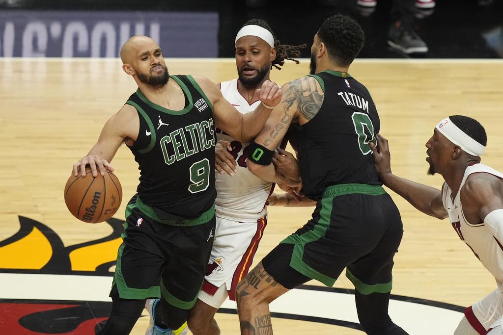 塞爾特人以118:84大勝熱火晉級。(美聯社)