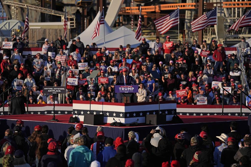 特朗普周六在新澤西州Wildwood海灘旁的遊樂場舉行造勢大會。(美聯社)