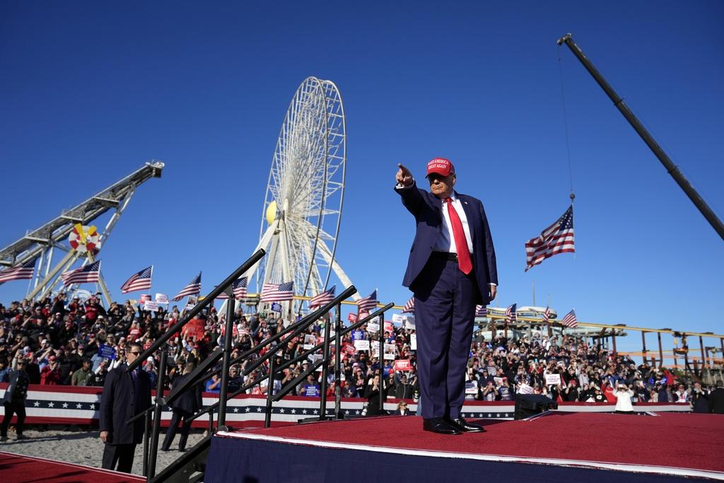 特朗普周六在新澤西州Wildwood海灘旁的遊樂場舉行造勢大會。(美聯社)