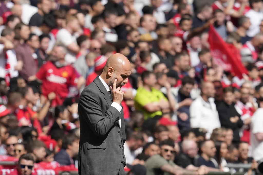 英格蘭足總盃決賽,曼城半場兩球落後曼聯,曼聯主帥滕哈格(Erik ten Hag)留任機會會否增加?(美聯社)