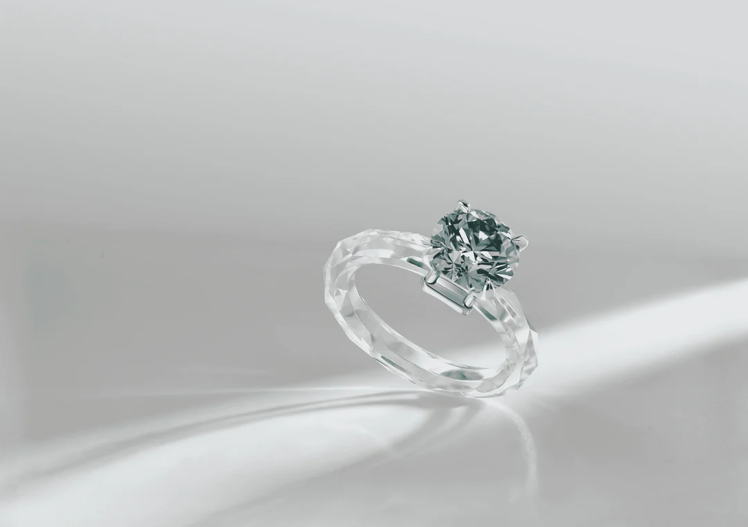 THE RING II加入奢華的粉紅色和優雅的水藍色兩種全新色彩。