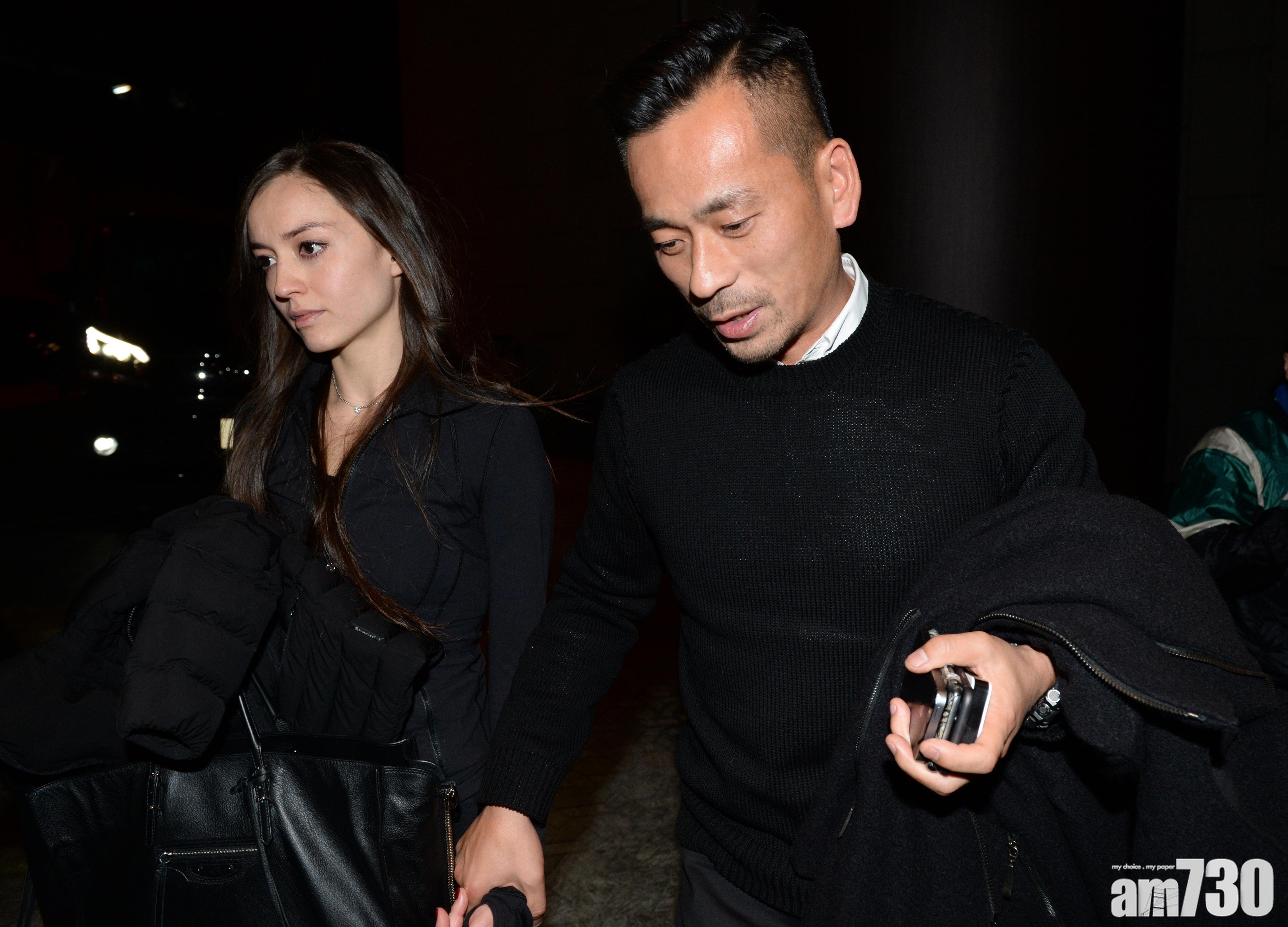 已婚的周焯華與Mandy Lieu育有4名子女,據悉,女方現與子女們定居英國農場莊園。(資料圖片)