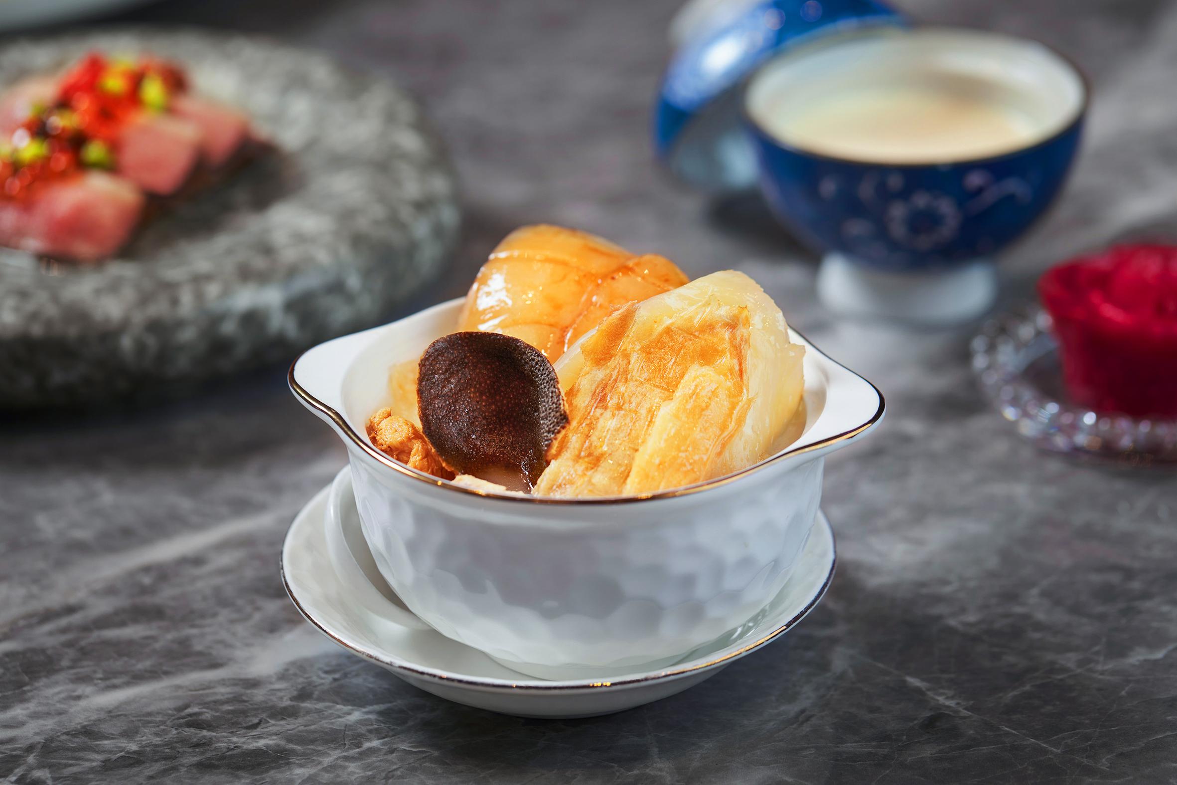 20 年新會陳皮花膠川貝燉鱷魚肉湯