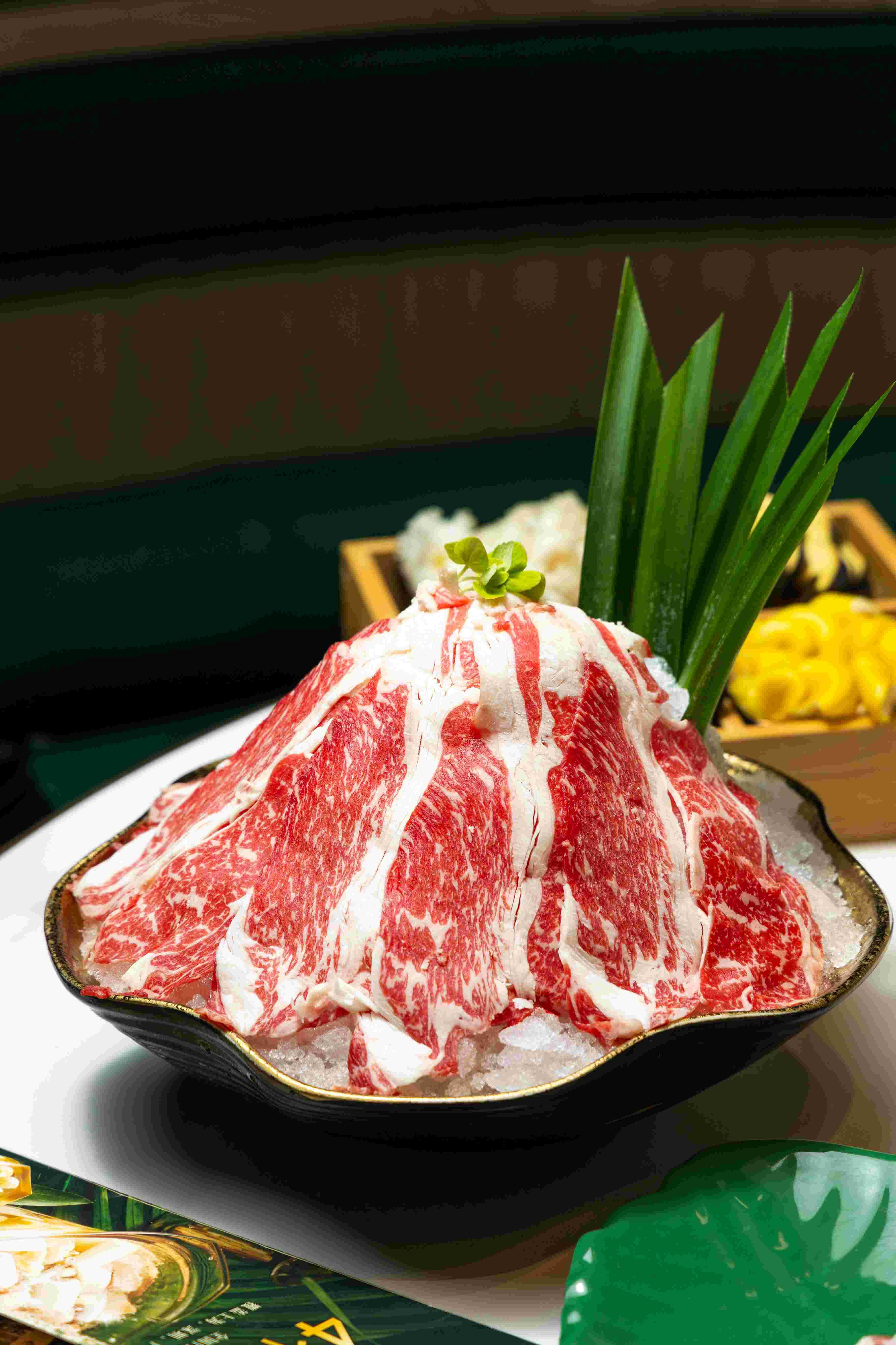 有雪花牛小排、原切和牛雪花牛肉