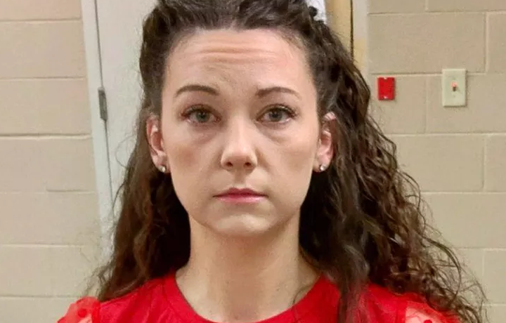 阿肯色州女教師Heather Hare涉出軌17歲學生,被判處20年有期徒刑。