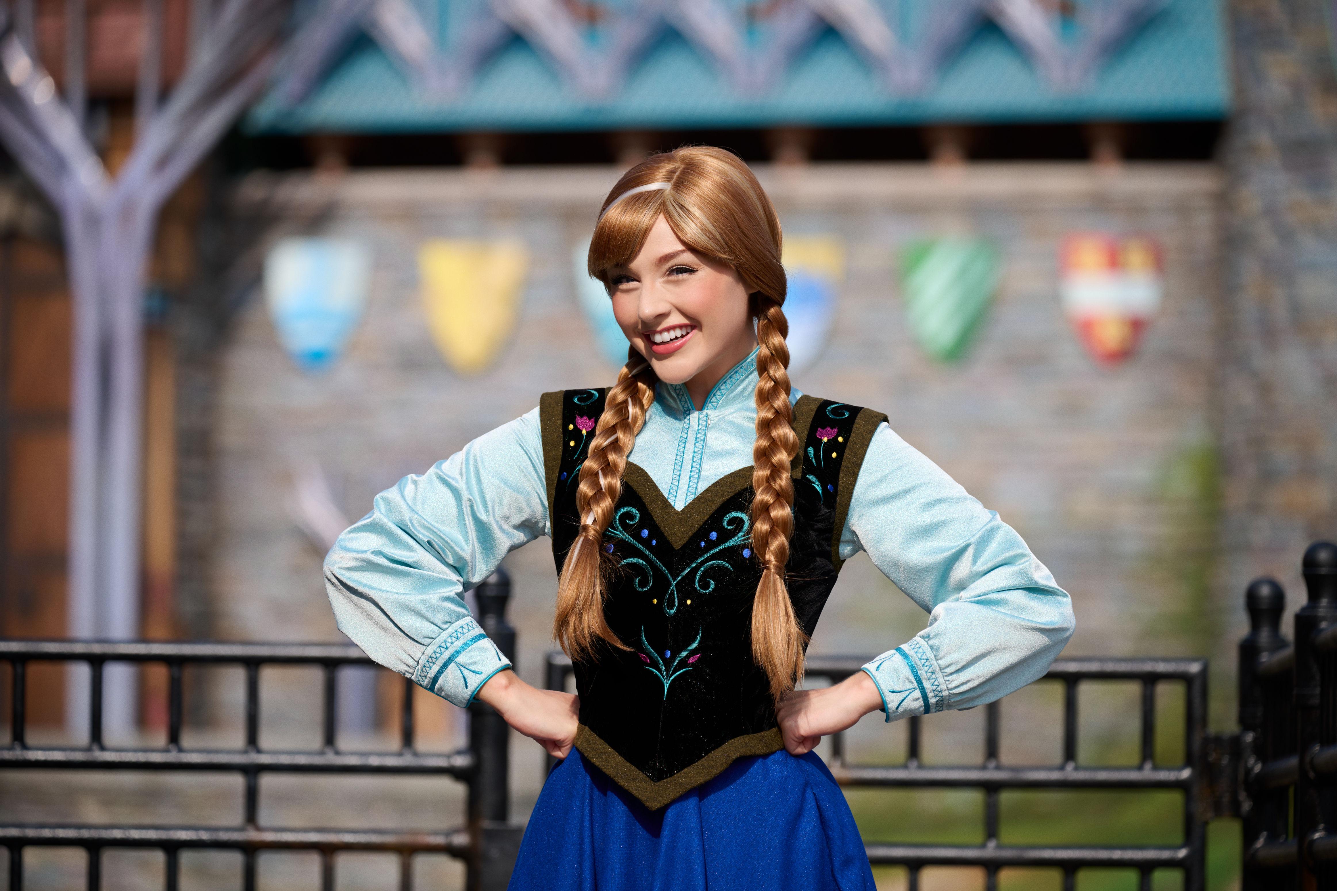 全新「魔雪奇緣探索家 3 公里跑」