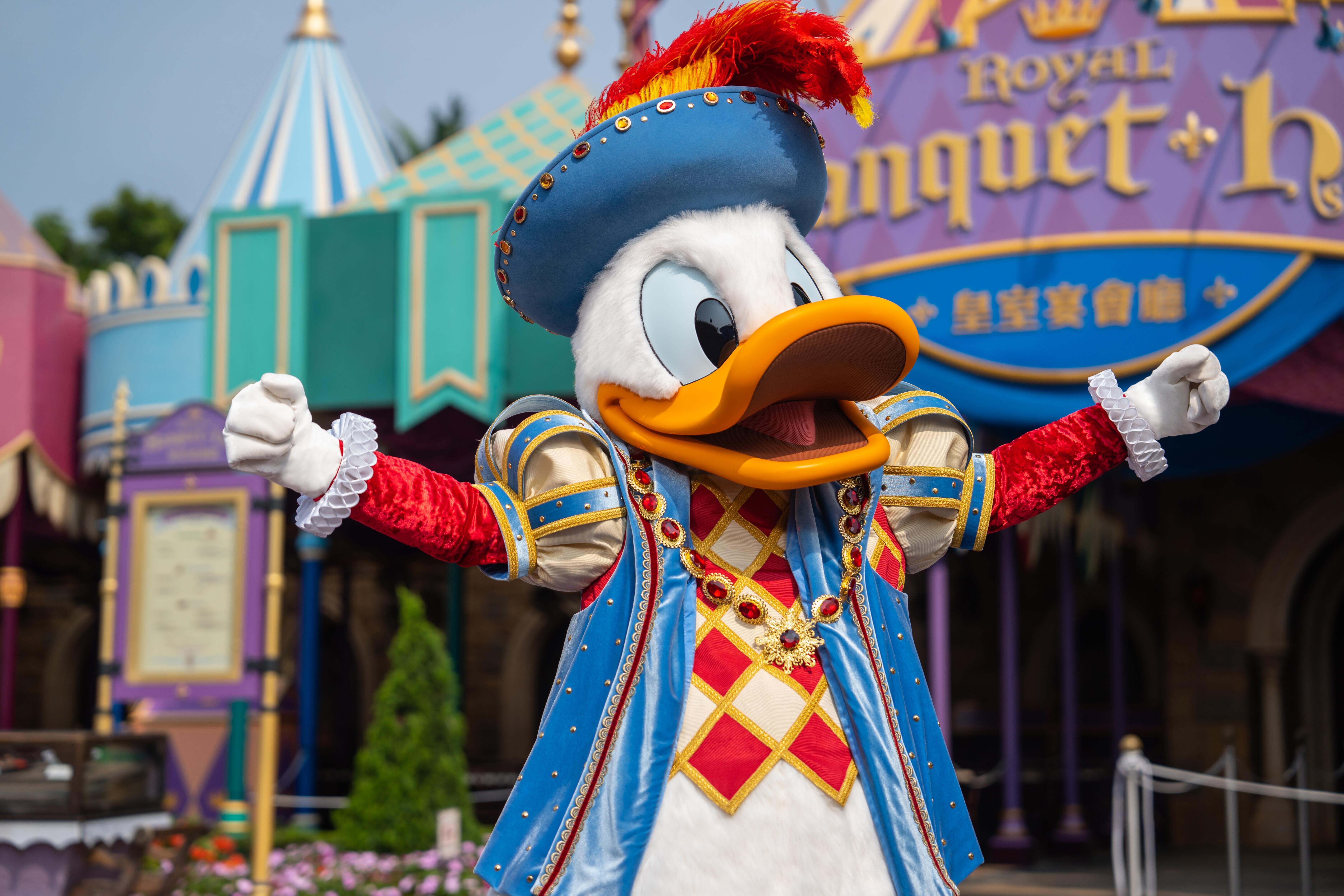 唐老鴨生日大街舞步