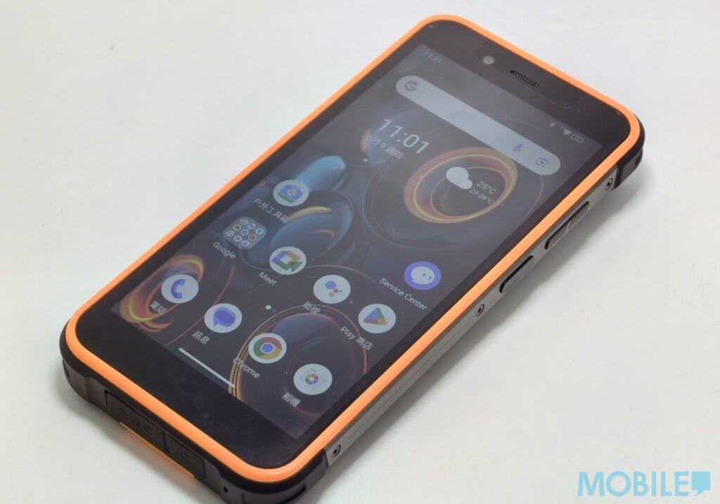 在外型設計上,Power Armor 16s 與一眾早前推出的 uleFone 三防機設計相同,沿用了硬朗的設計