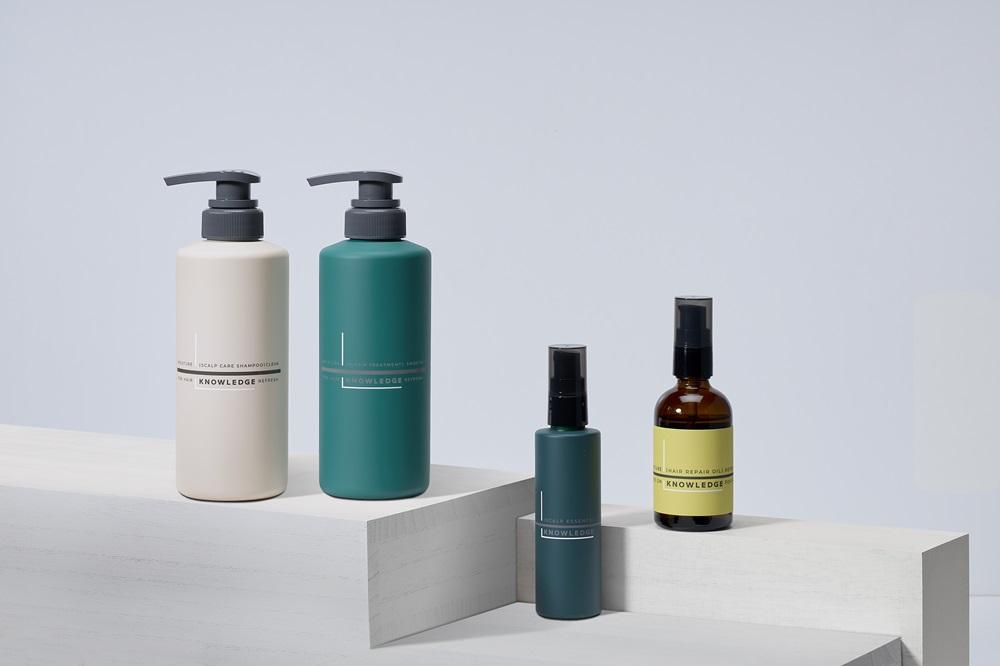 KNOWLEDGE四種頭髮護理產品:全效護理洗髮露、全效修復護髮乳、頭皮滋養精華及免沖洗護髮油。
