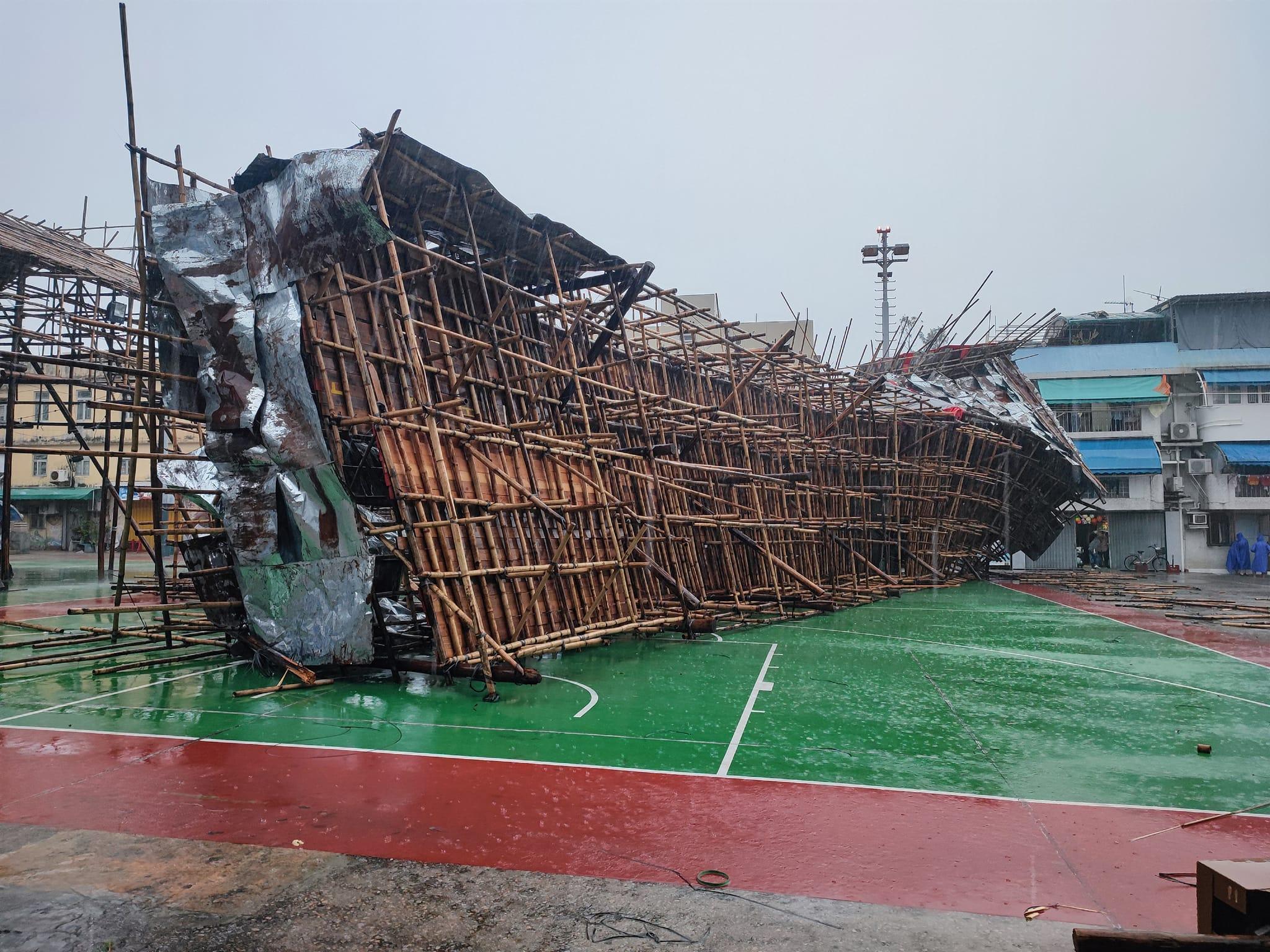 長洲太平清醮|強風「冧包山」棚架倒塌無人傷(Don Lee/Living Cheung Chau 活力長洲FB)