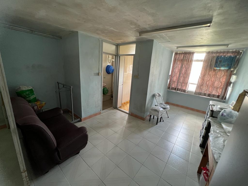 L型設計大廳,容易作區域劃分,相當實用。(代理提供)