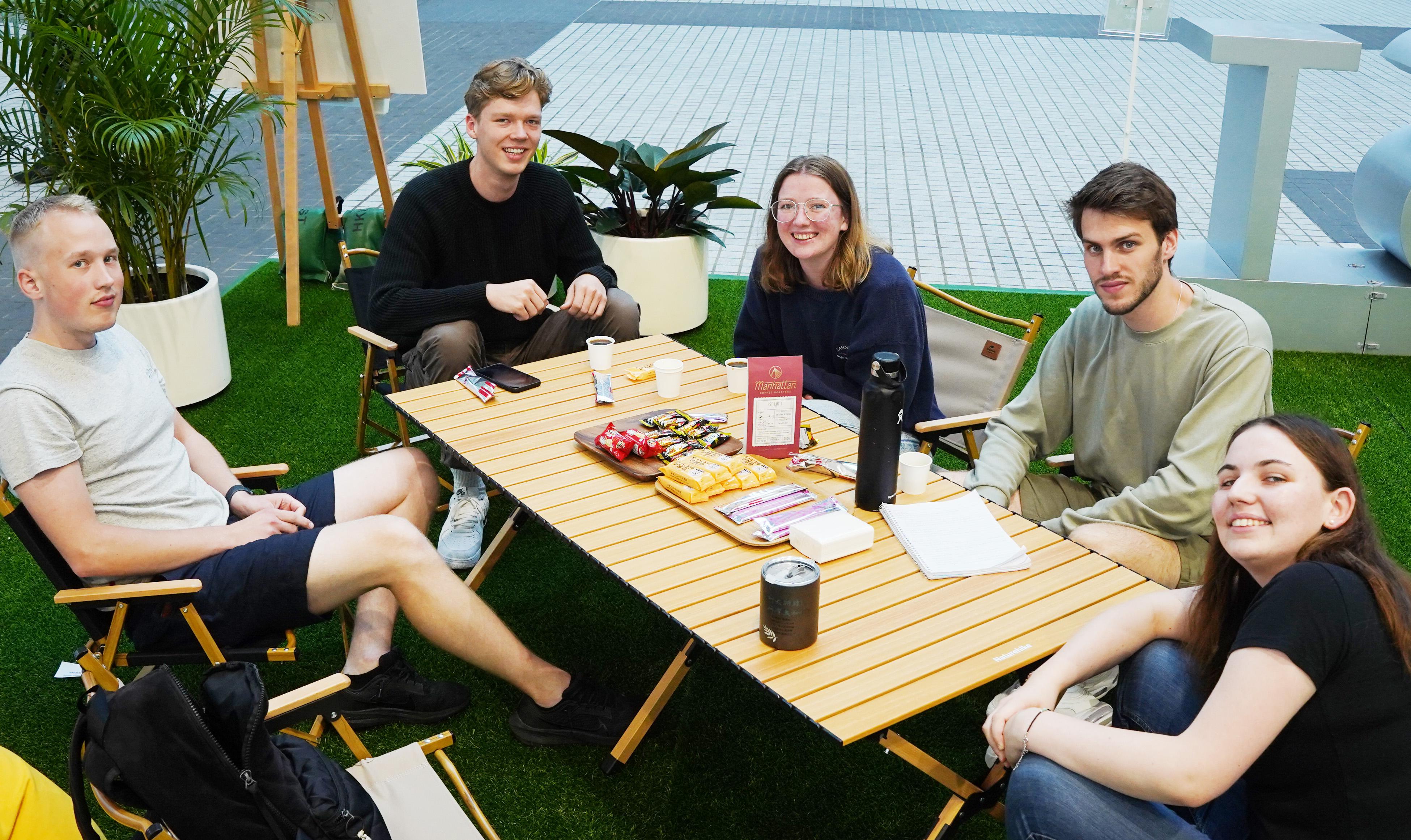 科大考試周設「放空角落」讓同學放鬆。(科大提供)