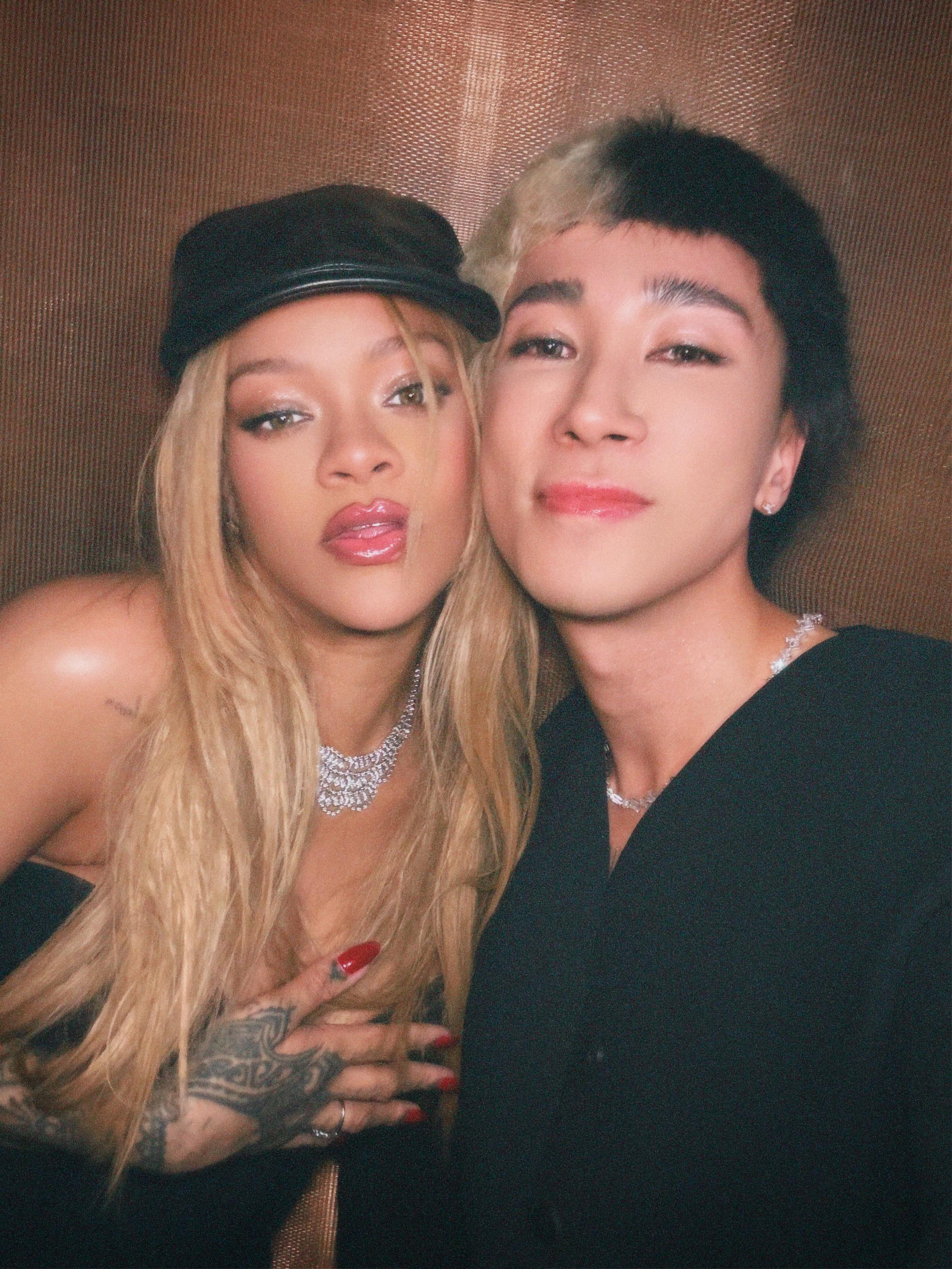 馬天佑與Rihanna自拍。