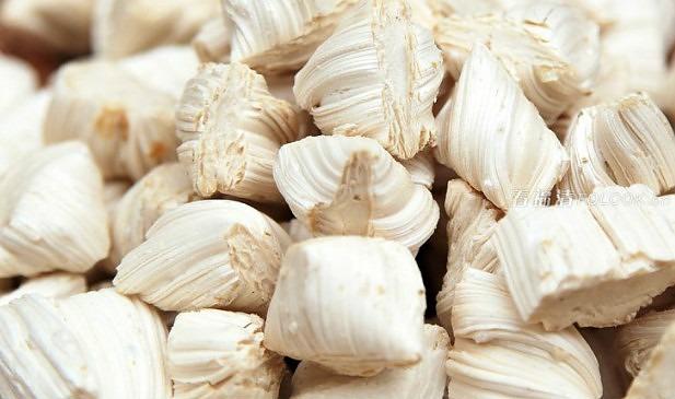 童年最愛的甜食糖果「叮叮糖」。(網上圖片))