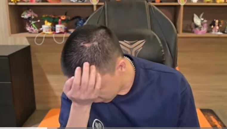 Toyz入獄前做最後一次開live,一度在鏡頭前淚崩決堤。