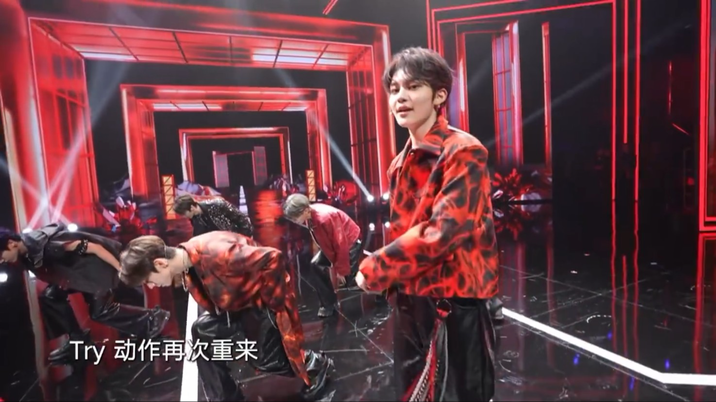 郭殿甲唱第二句。