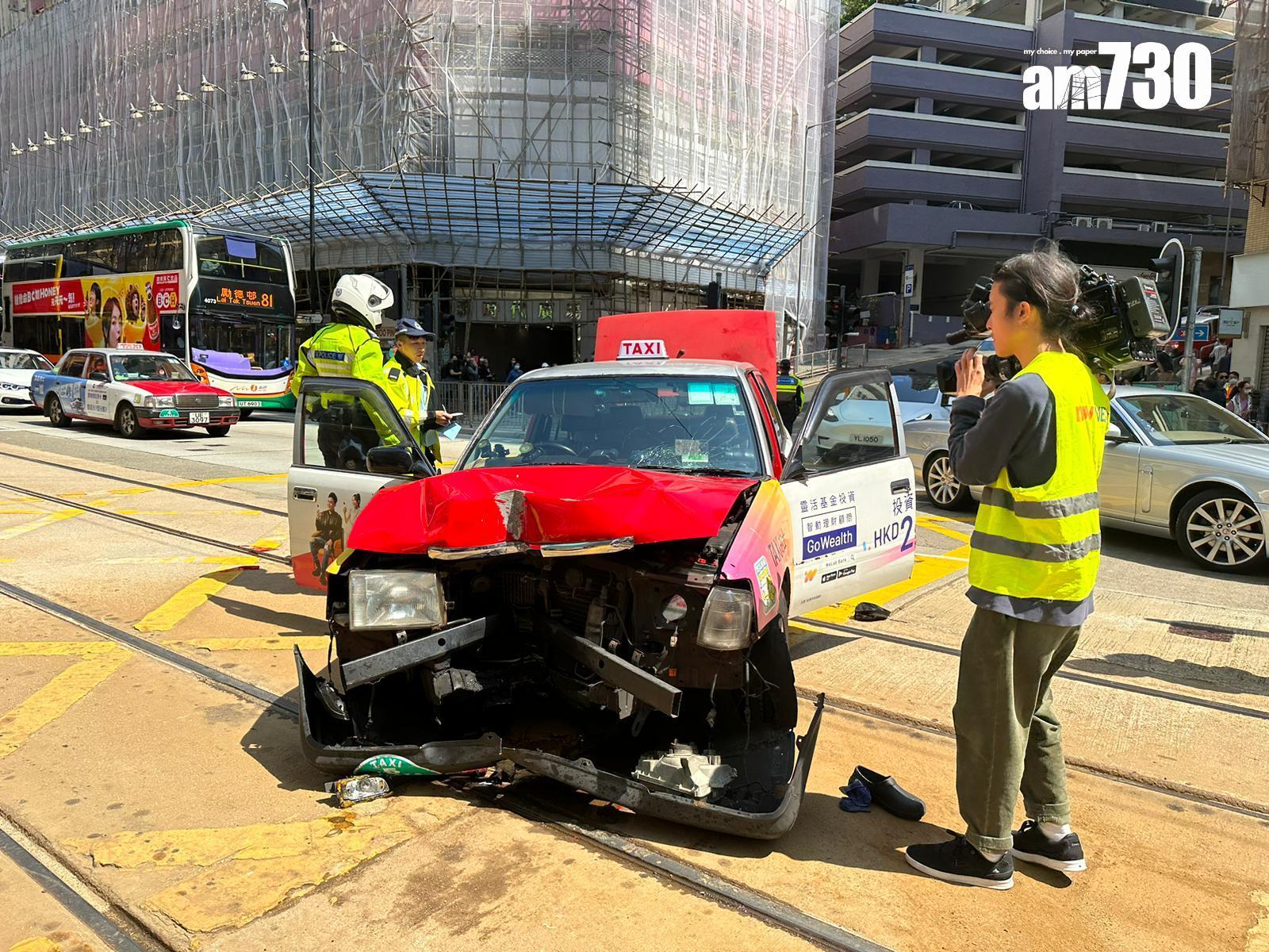 2023年一輛的士在北角炮台山道落斜時,直衝向英皇道撞倒3名途人(資料圖片)