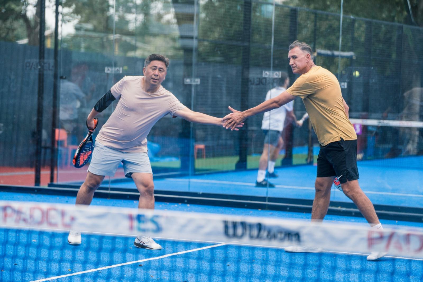香港板式網球公開賽2024精彩連場,前香港⾜球先⽣⾼尼路(Cristiano Cordeiro)亦有參與。