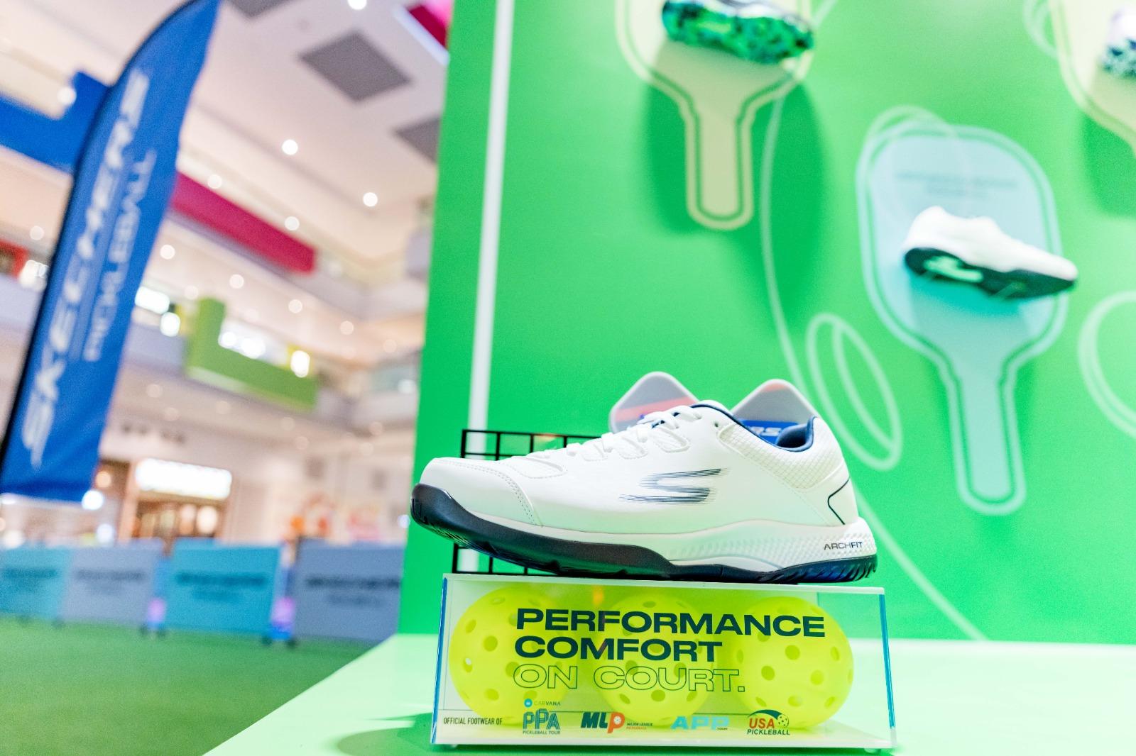 SKECHERS於今日至5月26日及6月1至2日,一連兩個周末假荃灣D·PARK設置「SKECHERS匹克球體驗區」
