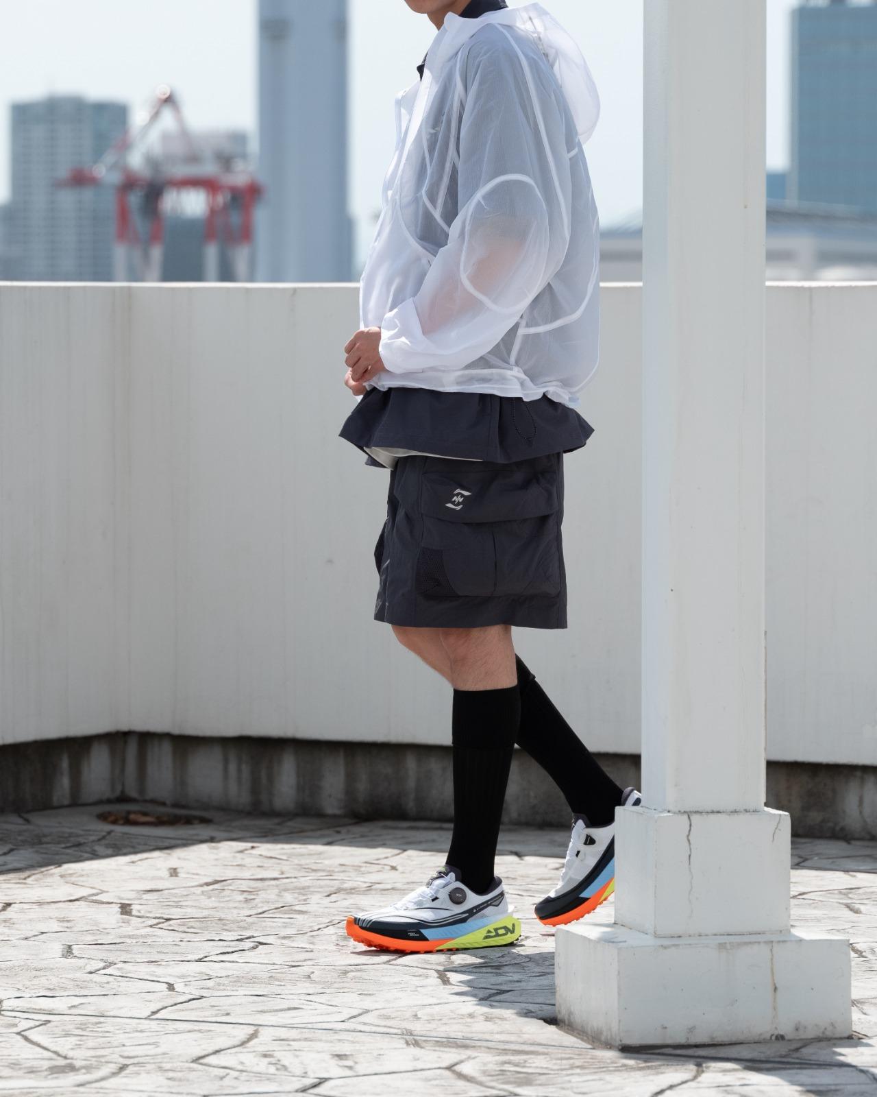 Li-Ning首度聯乘NINEpointNINE推出「時間之門」系列