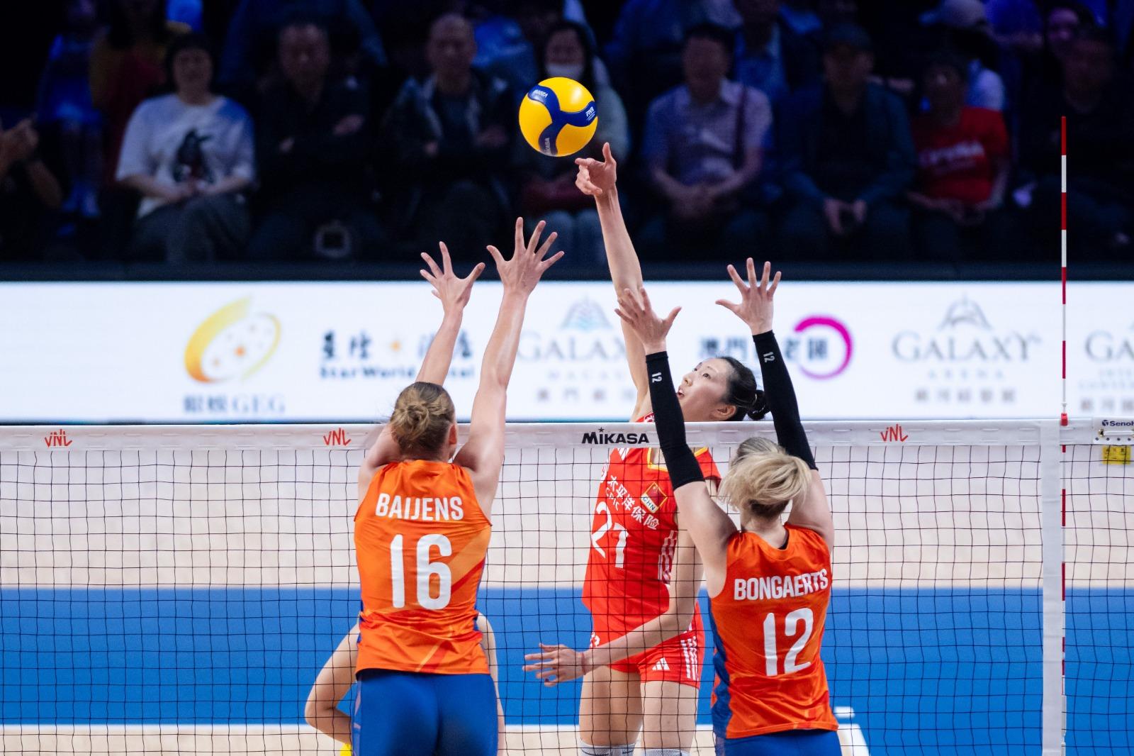 世界女排聯賽|中國女排反勝荷蘭。(新華社)