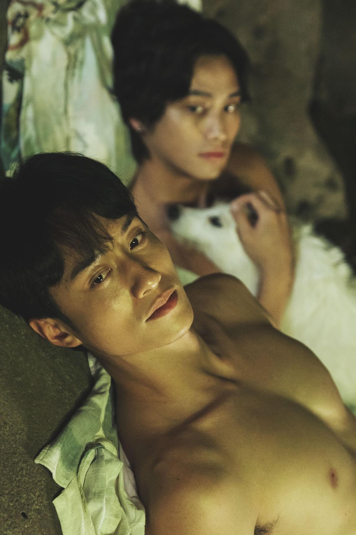 劉俊謙與范少勳拍《我在這裡等你》第一場對手戲就肉帛相見。