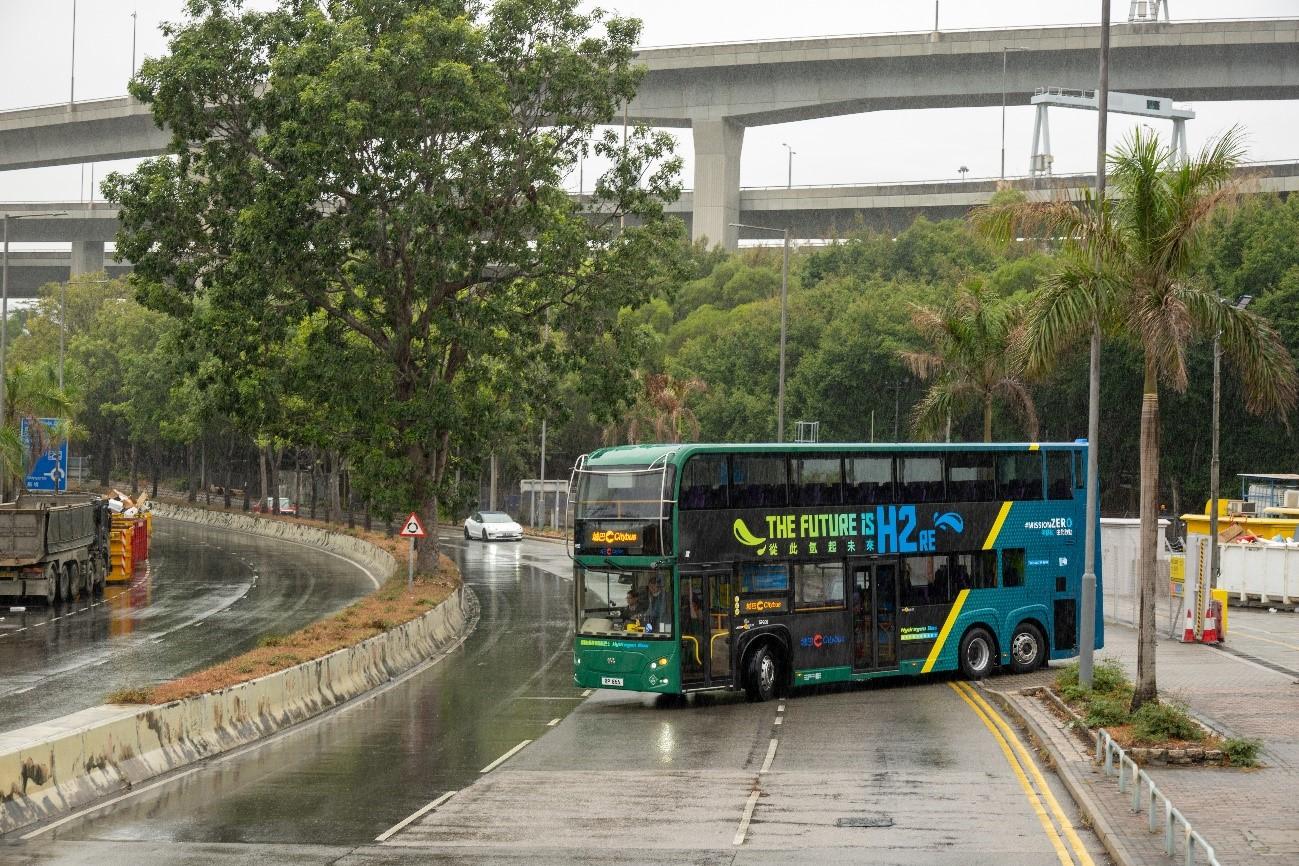 城巴將5月5日定為「#MissionZero免費乘車日」。活動當天安排早於2021年引入的香港首輛雙層電能巴士,和全港首輛雙層氫能巴士在20A號彌敦道線提供服務。顧客乘搭上述巴士時,毋須繳付車費