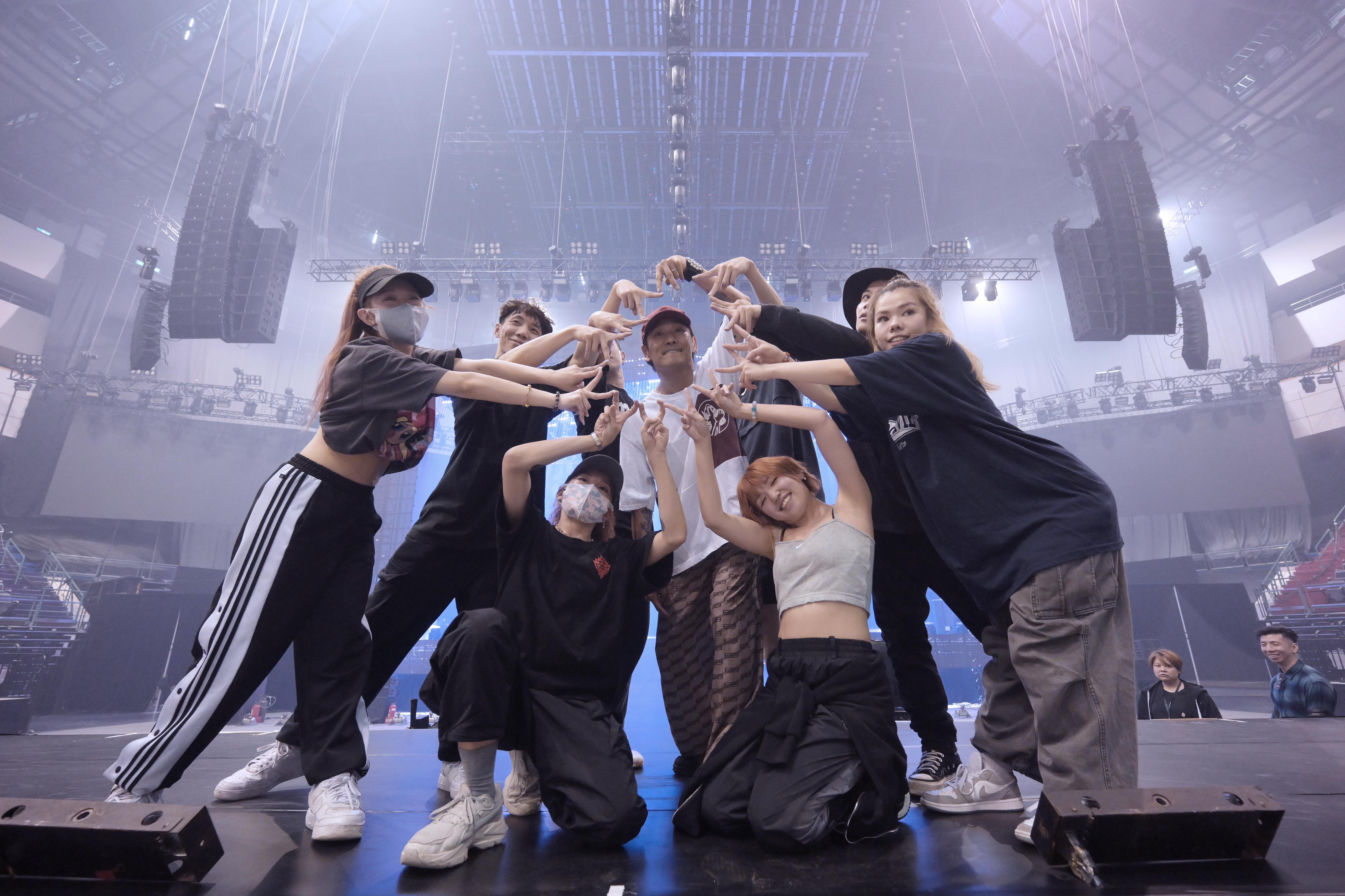 杜德偉世界巡迴演唱會台北站,今晚假小巨蛋舉行!