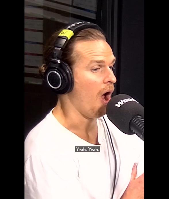 主持人聽到O咀。(互聯網)