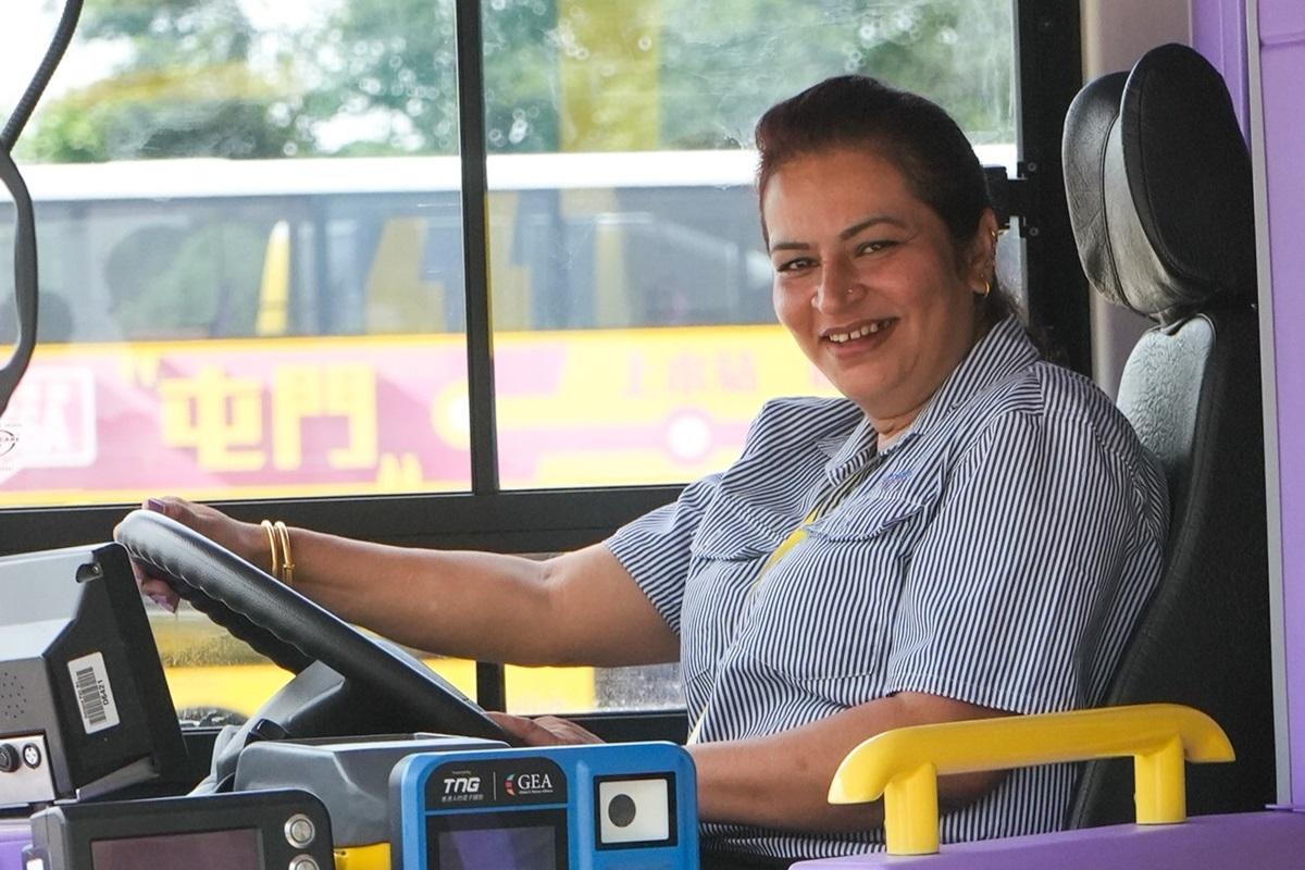 印度裔的Farzana已任職城巴車長約8個月。(城巴提供)