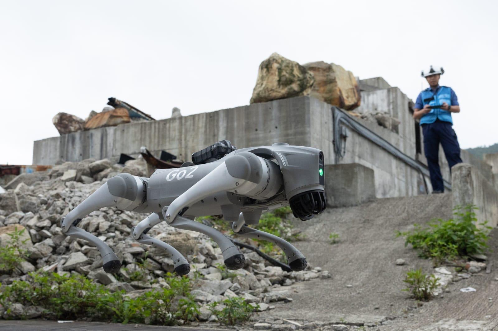 民安隊舉行大型演習。(蘇文傑攝)