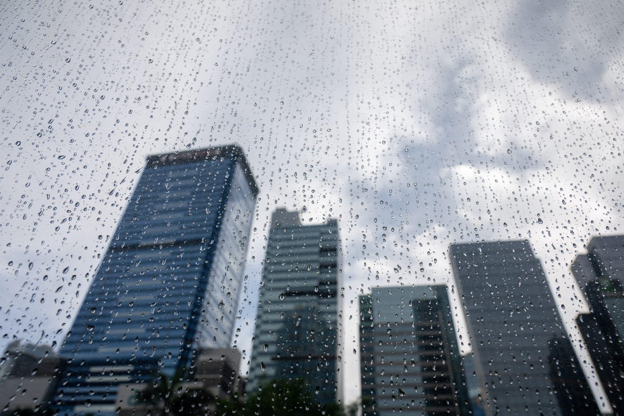 風球馬力斯|天文台改發三號風球,預料至少維持至明早6時。(陳奕釗攝)