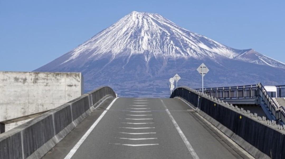熱門打卡點「富士山夢之大橋」。(互聯網)