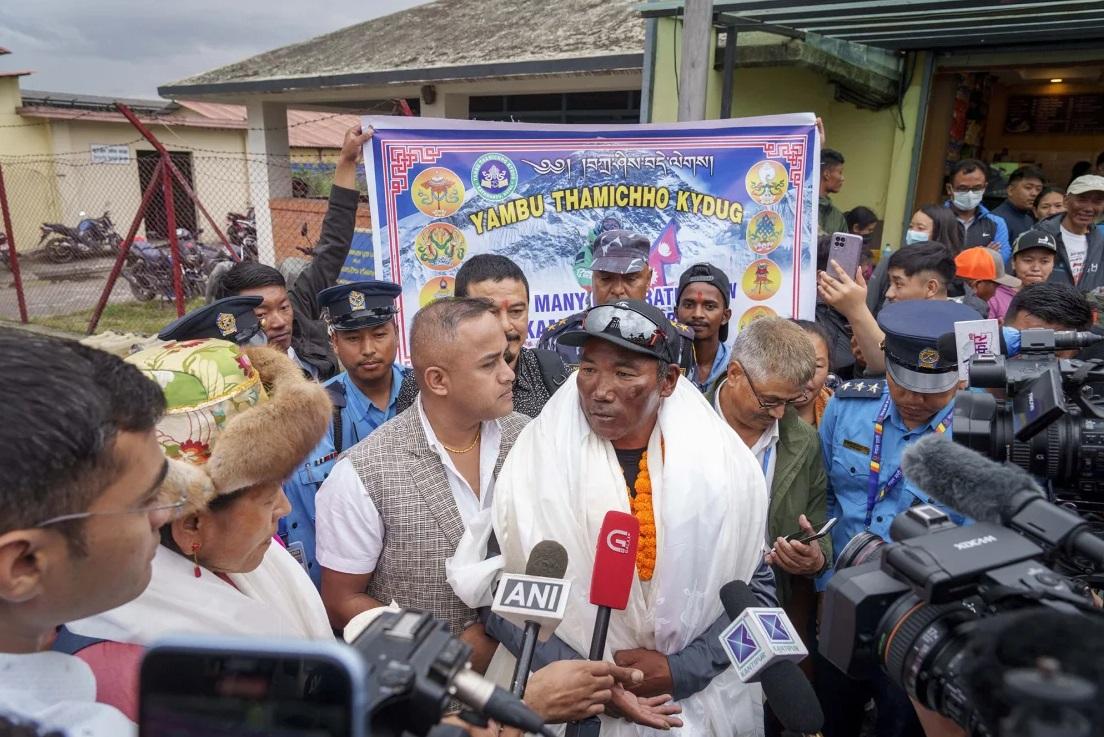 卡米‧瑞塔去年5月第28次登頂珠穆朗瑪峰。(資料圖片)