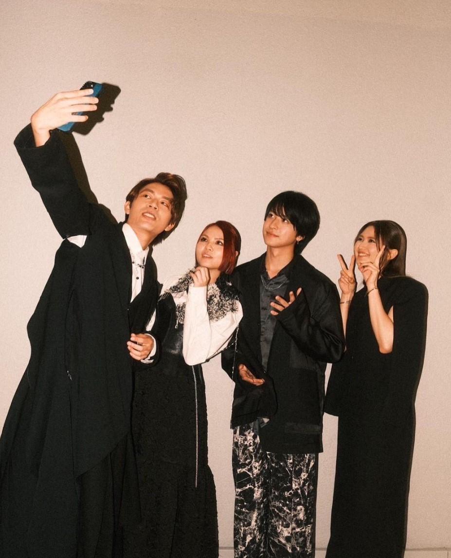 Who-ya今次香港之行只有follow了黃妍和per se兩位成員。