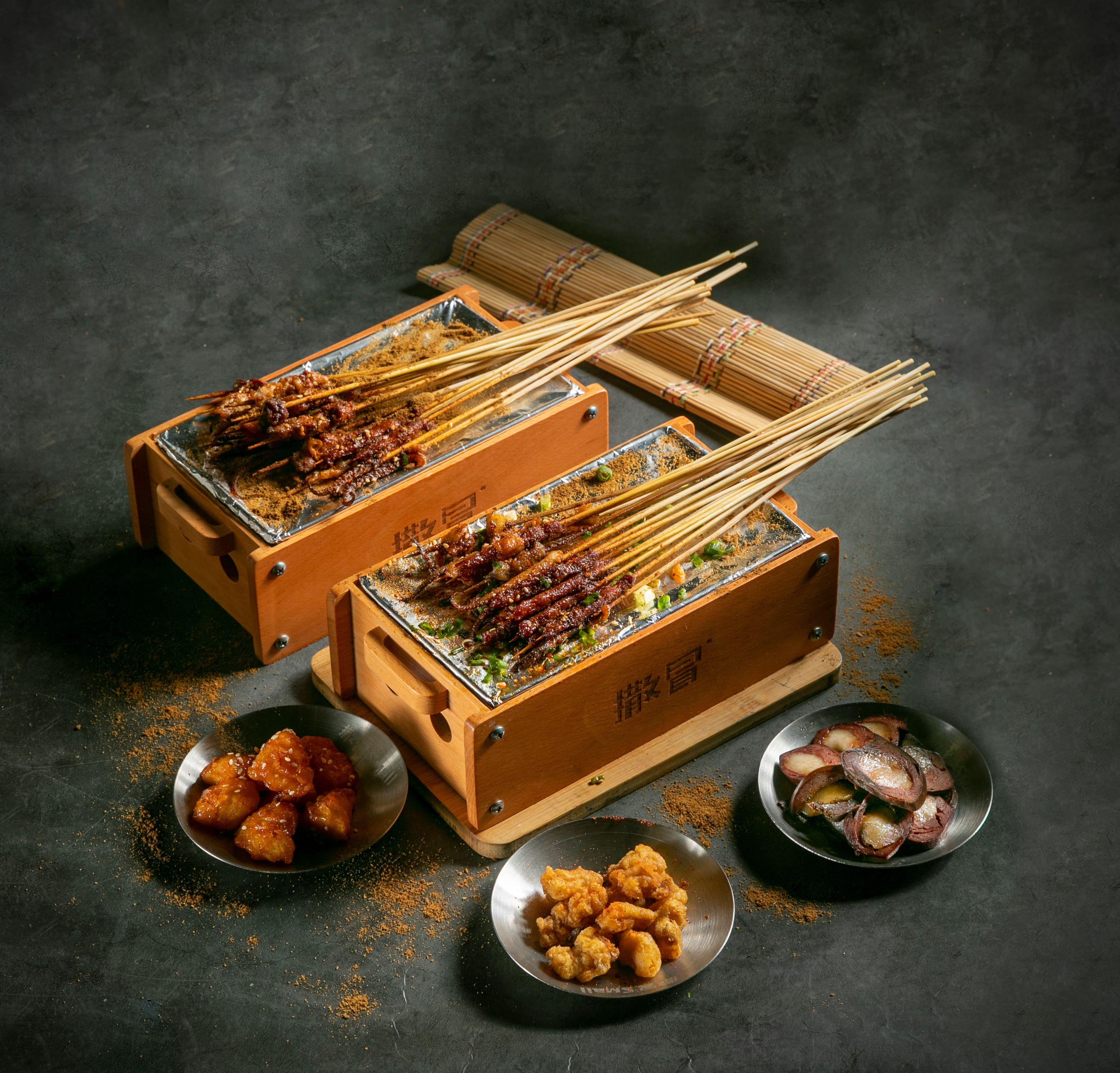 任食串燒及涼拌小菜