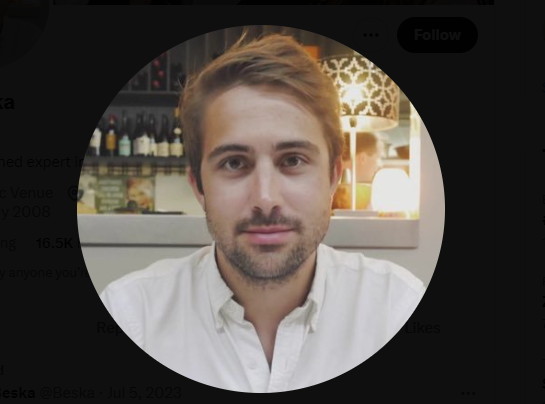 Beska現在自稱是國際享負盛名的照顧金魚專家。(互聯網)