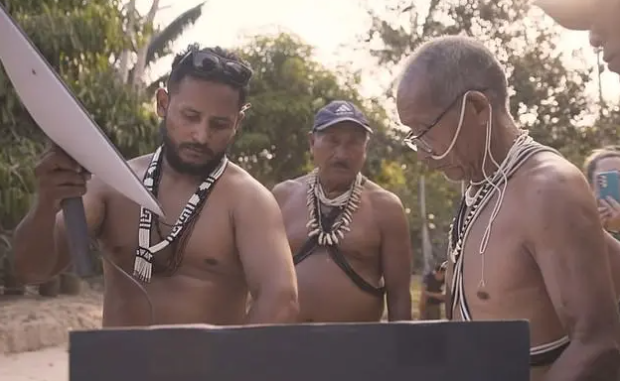 該部落9個前獲得星鏈上網裝備,之後經歷了巨大轉變。(互聯網)