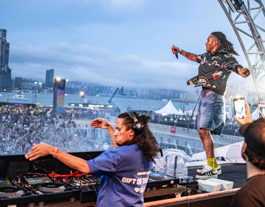 中環海濱活動空間上周六和周日(8及9日)舉行「S2O亞洲潑水音樂節2024」(大會IG圖片)