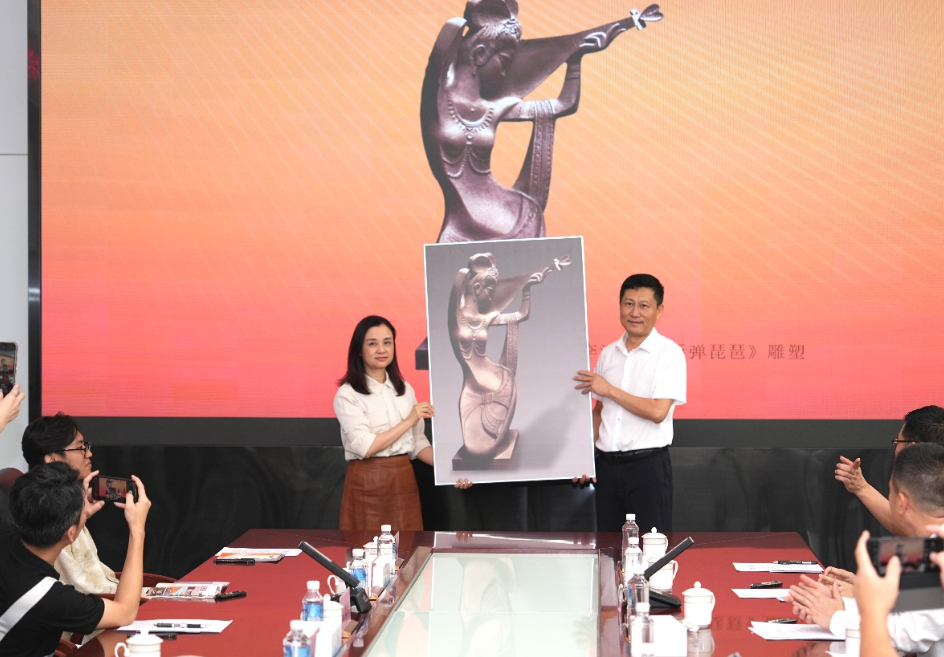 已有熱心人向東莞市博物館捐贈一批藏品。(網上圖片)