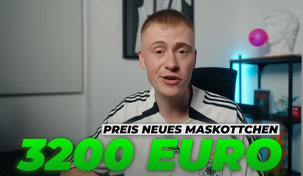 馬文以3,200歐元從中國購入的吉祥物套裝。(影片截圖)