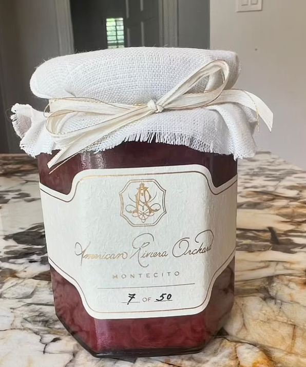 梅根各方好友獲發限量果醬,近日紛紛在網上宣傳。(互聯網)