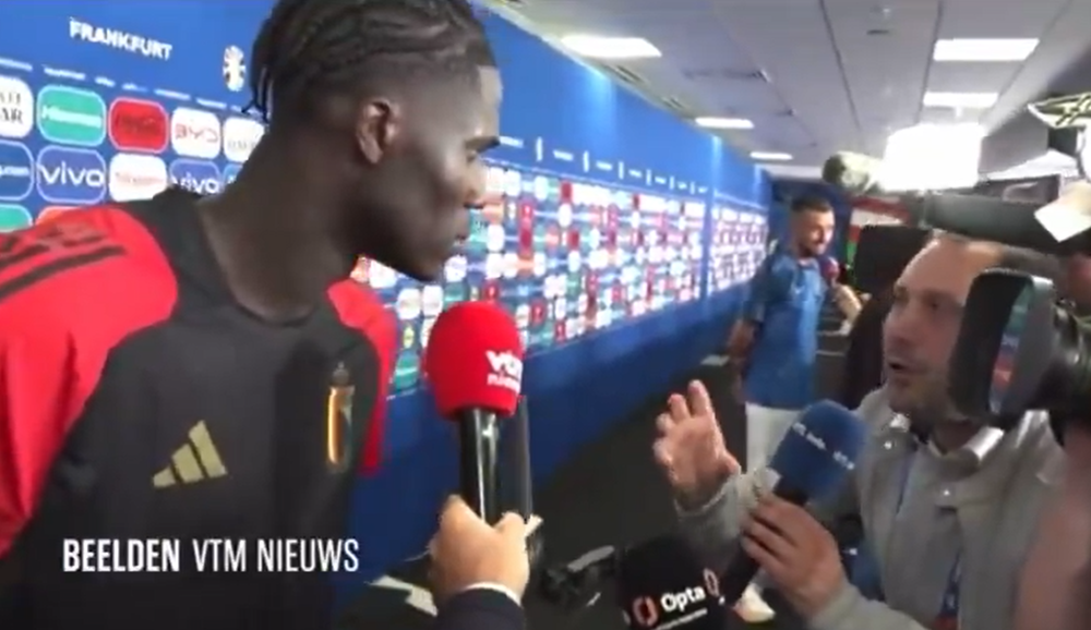 阿馬度奧拿拿之後糾正記者。(影片截圖)