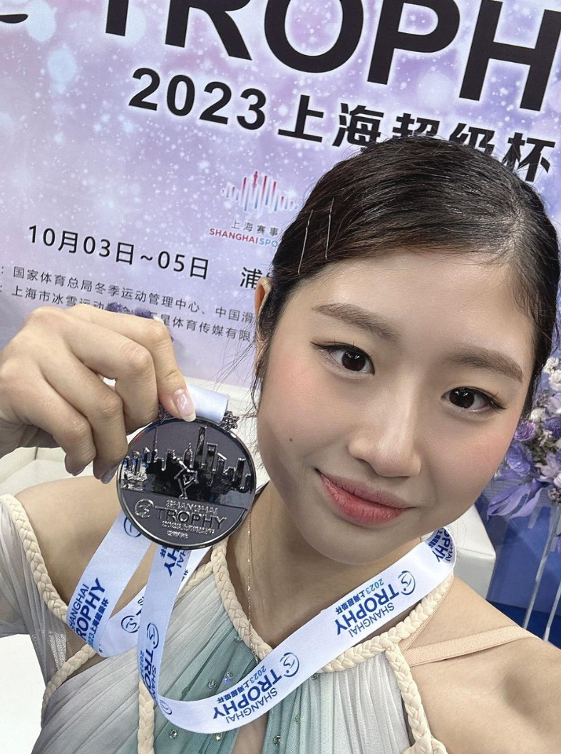 李海仁曾得2023年花滑世錦賽女單銀牌,被譽為「金妍兒接班人」。(IG@happy_haein05)