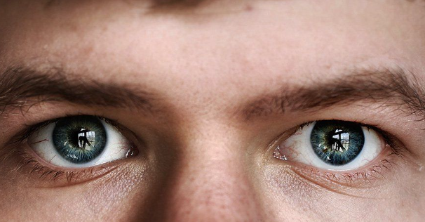 報道指,男童在睡房通風口內發現有雙眼盯著他。(資料圖片)