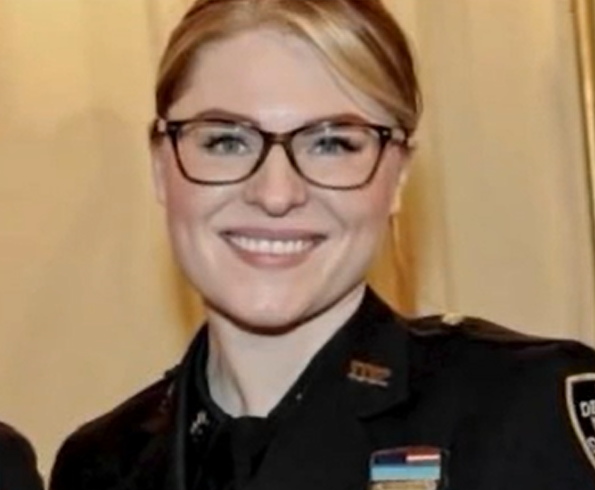 30歲女警Emilia Rennhack。