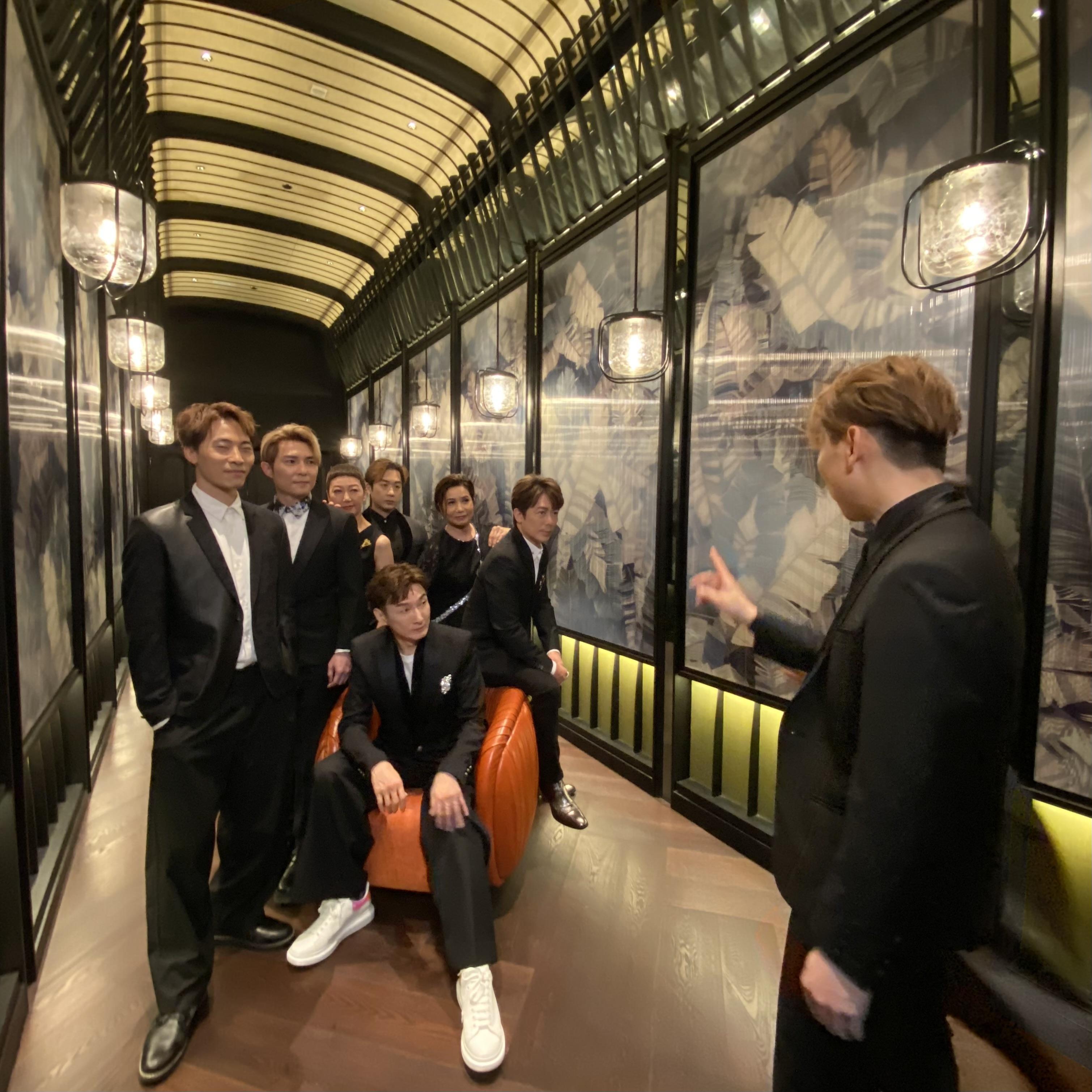 顏米羔負責拍攝今次海報。