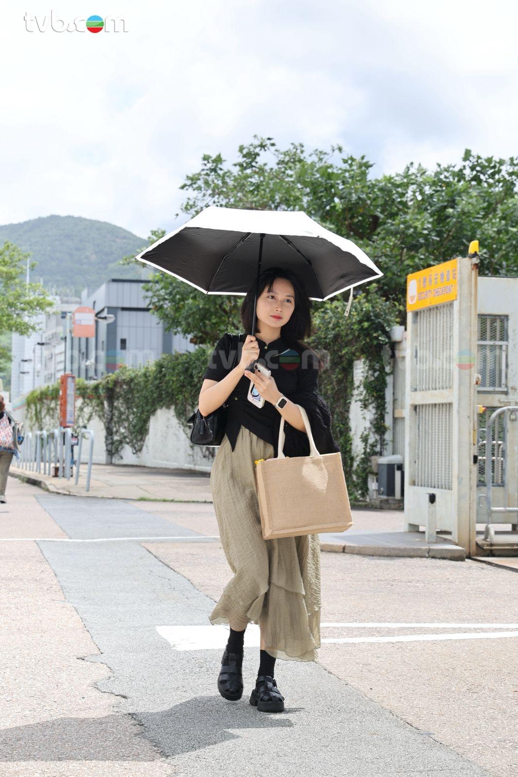 《香港小姐競選2024》今日舉行首輪面試,多位佳麗現身TVB電視城。(TVB網頁照片)