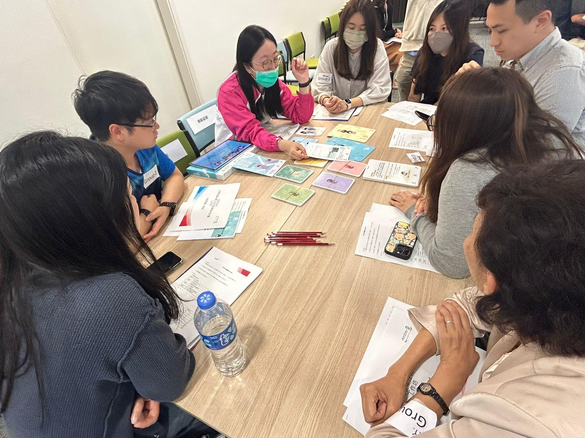 家計會與懷智合作推出針對自閉症青少年的性教育教材。(朱慧恩攝)