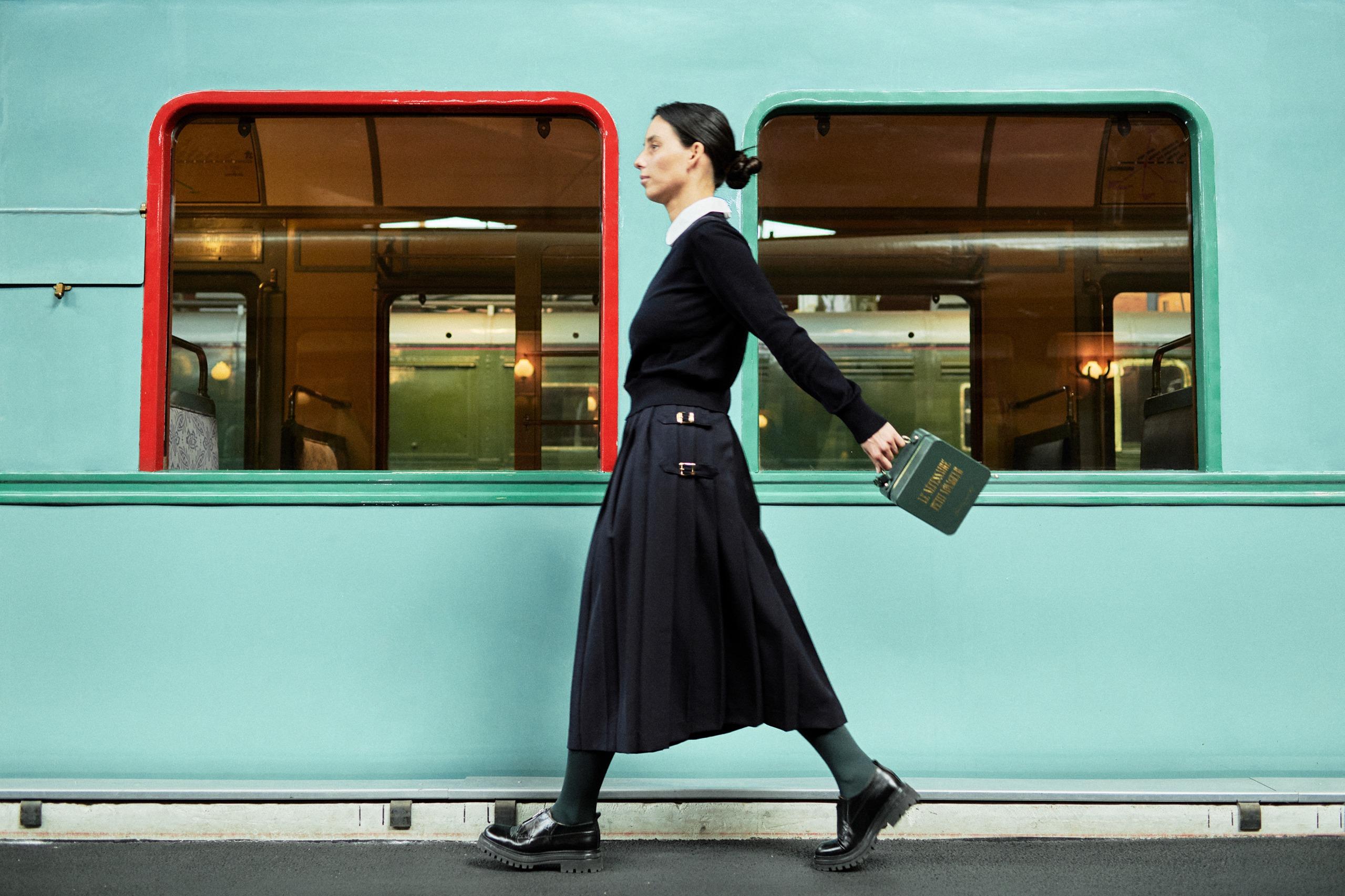 Buly推出兩款美容行李箱。